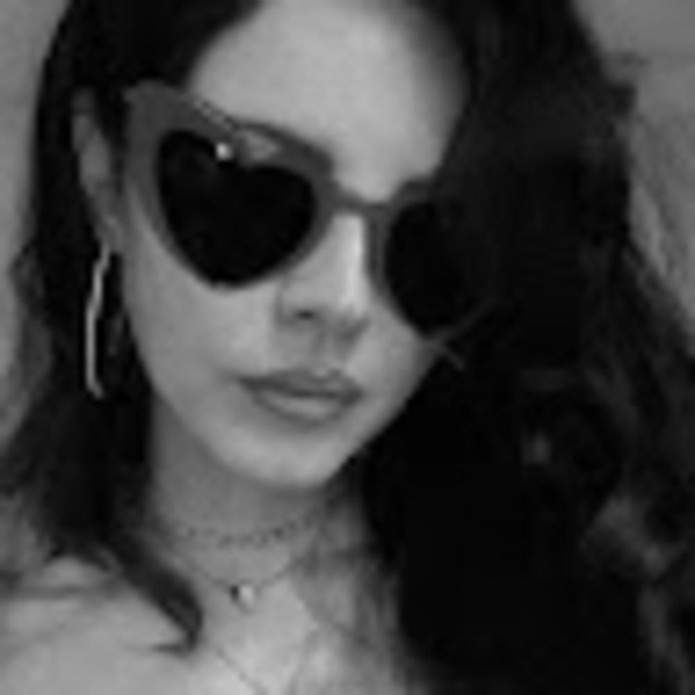 Meet your Posher, Nikole